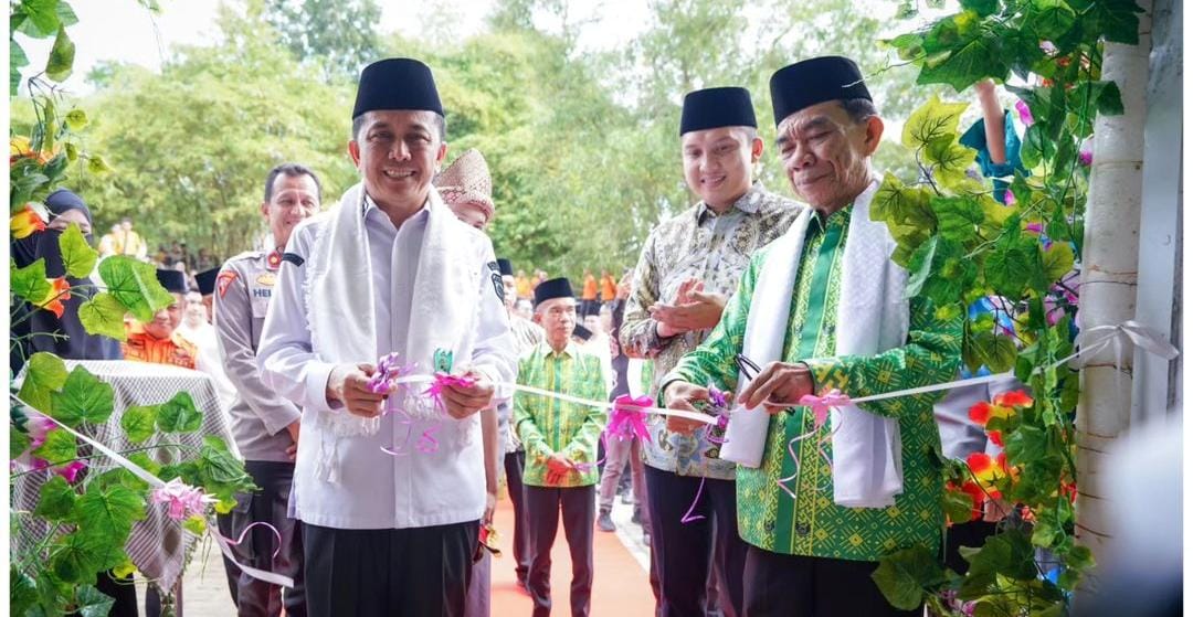 98 Orang Lulusan Ponpes Al-Ittifaqiah Tahun Ini Diterima Langsung di Univ Al-Azhar Kairo Mesir, Tanpa Tes, Tanpa Dauroh, Beasiswa Penuh 98 Orang Lulusan Ponpes Al-Ittifaqiah Tahun Ini Diterima Langsung di Univ Al-Azhar Kairo Mesir, Tanpa Tes, Tanpa Dauroh, Beasiswa Penuh