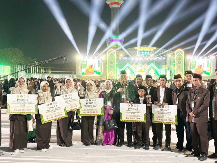 Kafilah Sumatera Selatan Raih Juara Umum III di STQH Nasional XXVIII Kendari Kafilah Sumatera Selatan Raih Juara Umum III di STQH Nasional XXVIII Kendari