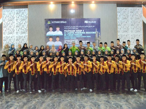 Al-Ittifaqiah Indralaya Kembali Lepas Santri ke Timur Tengah, Total 162 Orang Sepanjang 2025