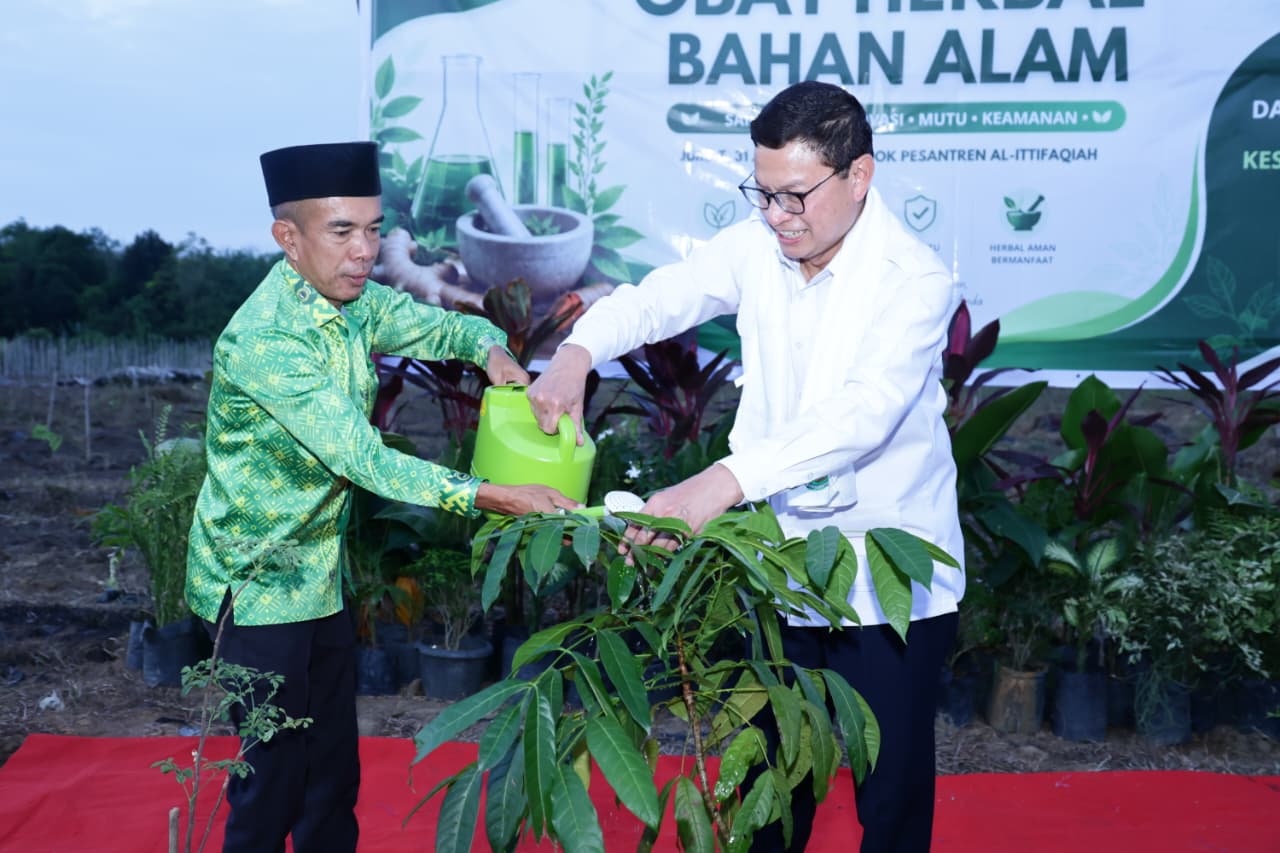 Perkuat Kemandirian Obat Alam: BPOM RI Resmikan Pusat Penanaman Tanaman Herbal di Ittifaqiah Indralaya